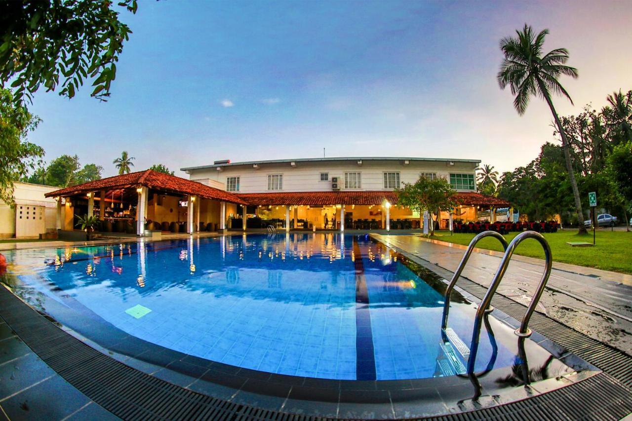 The Covanro Airport Hotel - Katunayake Gampaha Luaran gambar