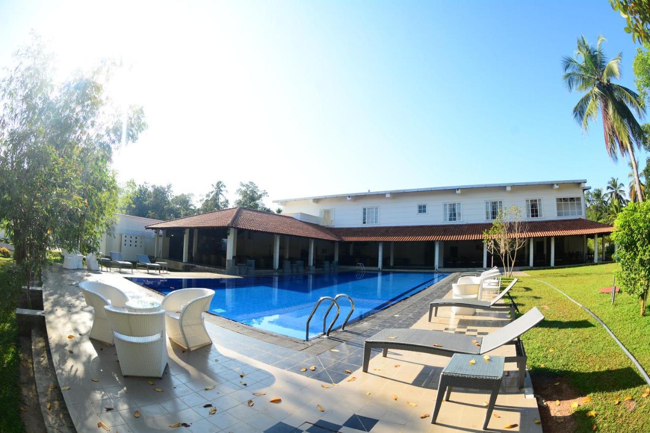The Covanro Airport Hotel - Katunayake Gampaha Luaran gambar
