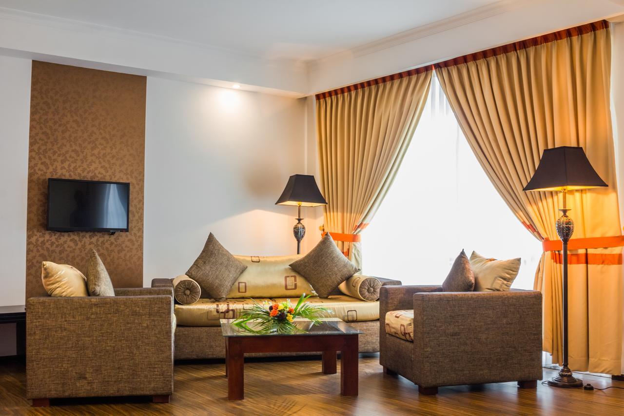 The Covanro Airport Hotel - Katunayake Gampaha Bilik gambar