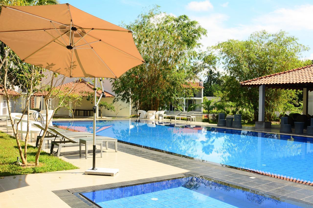 The Covanro Airport Hotel - Katunayake Gampaha Luaran gambar
